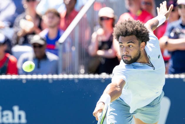 August 5, 2026, Montreal, Quebec, Canada: ARTHUR FILS (18) from France backhand in match against Zachary Svajda from USA in second round at Canadian Open at IGA stadium in Montreal, Quebec, Canada on 2026-08-05 Montreal Canada - ZUMAl189 20260805_zsp_l189_063 Copyright: xYannickxLegarex