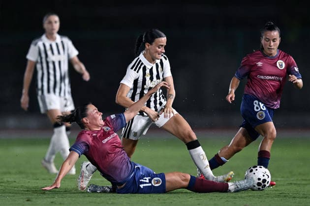Db Biella(To) 05 08 2026 - qualificazione Women™s Champions League Juventus-Torreense foto Daniele Buffa Image nella foto: Barbara Bonansea-Nuria Mendoza 