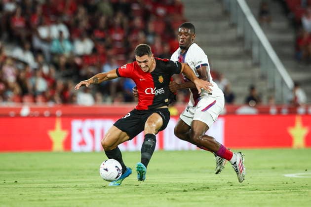Abdon Prats of RCD Mallorca controls the ball during the preseason friendly match between RCD Mallorca and Paris Saint-Germain at Estadi Son Moix on August 5, 2026, in Palma de Mallorca, Spain. Photo by Xavi Bonilla, DeFodi Images