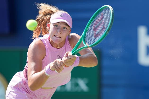 WTA, Tennis Damen Masters 1000 National Bank Open Toronto 2026 - Round of 64 - Day 5 Mirra AndrÃ yeva of Russia plays a backhand during the Women™s Singles round of 64 match against Karolina PliÅ¡kova of Czech Republic on day 5 of the WTA Masters 1000 National Bank Open at Sobeys Stadium on August 5, 2026, in Toronto, Canada. (Photo by Leonardo Ramirez Eyepix Group) Copyright: xLeonardoxRamirezx xEyepixxGroupx LR_04082026_08552