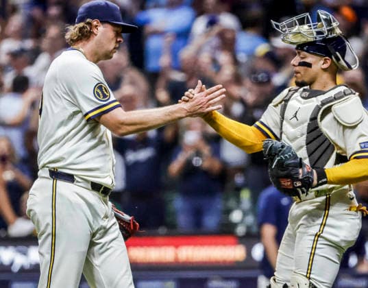 Milwaukee Brewers closing pitcher Trevor Megill (L) and Milwaukee Brewers catcher William Contreras celebrate after the final out in the ninth inning of the MLB, Baseball Herren, USA game between the Pittsburgh Pirates and the Milwaukee Brewers at American Family Field in Milwaukee, Wisconsin on Wednesday, August 5, 2026. The Brewers defeated the Pirates 4-2.  MIL2026080582 TANNENxMAURY