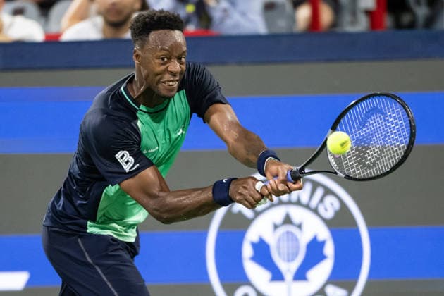 MONTREAL, QC - AUGUST 05: Gael Monfils from France returns the ball against Learner Tien from USA during their singles second round match on day three of the ATP, Tennis Herren 1000 National Bank Open presented by Rogers at Stade IGA on August 5, 2026 in Montreal, Quebec, Canada.(Photo by Vincent Ethier Icon Sportswire) TENNIS: AUG 05 National Bank Open EDITORIAL USE ONLY Icon2608058921