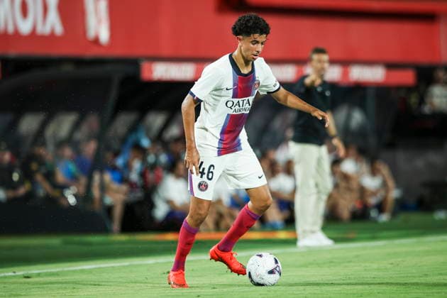 A PSG (Paris Saint-Germain) player controls the ball during the preseason friendly match between RCD Mallorca and Paris Saint-Germain at Estadi Son Moix on August 5, 2026, in Palma de Mallorca, Spain. Photo by Xavi Bonilla, DeFodi Images