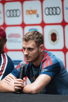 August 6, 2026, Hong Kong, China: Josip Stanisic of FC Bayern Munich during Audi Football Summit 2026 FC Bayern Munich press conference, PK, Pressekonferenz at Kai Tak Stadium in Hong Kong on August 6, 2026. Hong Kong China - ZUMAn333 20260806_znp_n333_009 Copyright: xKaxLokxNgx