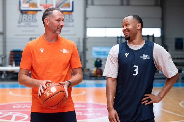 easycredit BBL Basketball Bundesliga 2026–2027 Media Training at Science City Jena on August 6, 2026. Head Coach Steven Esterkamp and player Jemarl Baker Jr. are clearly having fun at Sparkassen Arena.