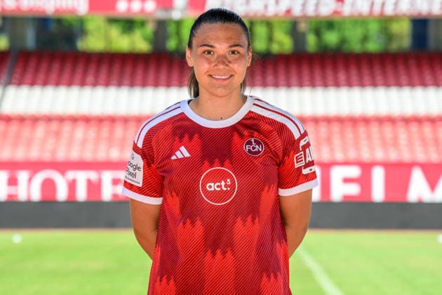 August 4, 2026 1 FC Nürnberg FCN Club Women s Team Women s Soccer Bundesliga (BL) 2026–2027 Season Photo Shoot Portrait Session Introduction Presentation Press Conference xwoxzix Single Image Individual Photo Portrait Headshot Clara Fröhlich Froehlich 5, 1 FC Nuremberg FCN