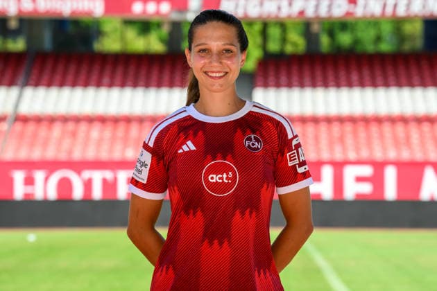 August 4, 2026 1 FC Nuremberg FCN Club Women s Team 1 Women s Soccer Bundesliga (BL) 2026–2027 Season Photo Shoot Portrait Session Introduction Presentation Press Conference xwoxzix Single Image Individual Photo Portrait Headshot Laura Miller 9, 1 FC Nuremberg FCN