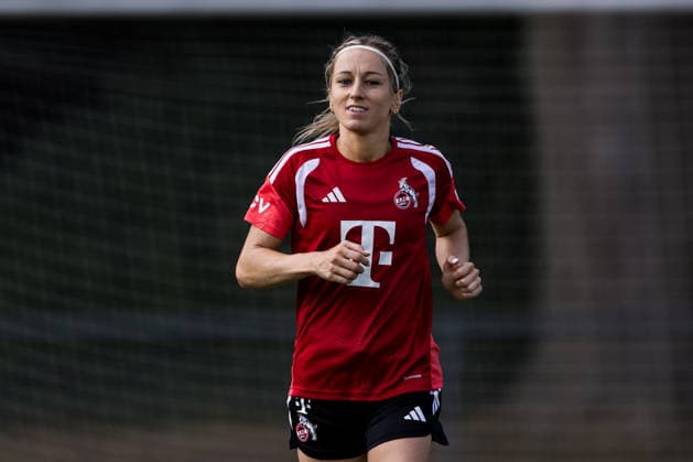 Training: 1 FC Köln Women, August 6, 2026, Cologne, GERMANY AUGUST 6 Kathrin Kathy Henrichs of 1 FC Köln, No. 4, during a training session for the 1 FC Köln women’s team on Field 7 at the Geissbockheim on August 6, 2026, in Cologne, Germany Copyright: xBEAUTIFULxSPORTS Wunderlx