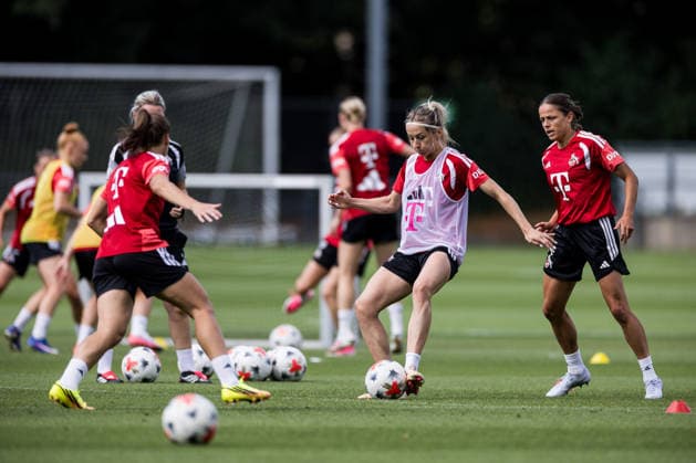Training: 1. FC Köln Women, August 6, 2026, Cologne, GERMANY AUGUST 6 Kathrin Kathy Henrichs of 1 FC Köln, No. 4, with the ball during a training session for the 1 FC Köln women’s team on Field 7 at the Geissbockheim on August 6, 2026, in Cologne, Germany Copyright: xBEAUTIFULxSPORTS Wunderlx