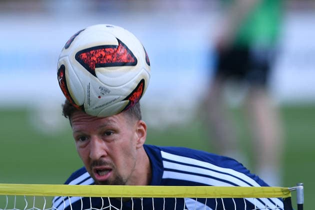 Soccer, Bundesliga 1: FC Schalke 04 training session on August 6, 2026, at the training facility at the Veltins Arena in Gelsenkirchen. Janik Bachmann, Schalke xRx