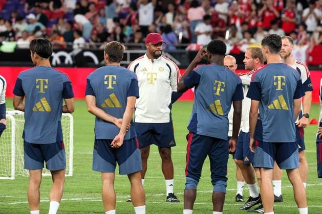 HKG, Vincent Kompany kicks off training; FC Bayern Munich training session in Kowloon, Hong Kong on August 6, 2026; 2026–27 season; FC Bayern Munich training session in Kowloon, Hong Kong on August 6, 2026; 2026–27 season, Hong Kong Copyright: xEibner-Pressefotox EP_JNL