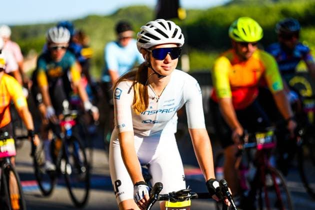 ÉTAPE DU TOUR DE FRANCE FEMMES AVEC ZWIFT PHOTOPQR LE DAUPHINE Eliot BERNARD ; Vaison-la-Romaine ; 06 08 2026 ; Vaison-la-Romaine, le 6 août 2026. Départ de l étape du Tour de France Femmes avec Zwift. Photo Eliot Bernard. Ce jeudi, 6e étape du Tour de France Femmes 2026 entre Montbrison (Loire) et Tournon-sur-Rhône (Ardèche - 6th day of du Tour de France Femmes 2026 between Montbrison (Loire) and Tournon-sur-Rhône (Ardèche) Vaison-la-Romaine Vaucluse Provence-Alpes-Côte d Azur France  Copyright: xPHOTOPQR LExDAUPHINE MAXPPPxEliotxBERNARDx 20260806JDL2012 20260806JDL2012
