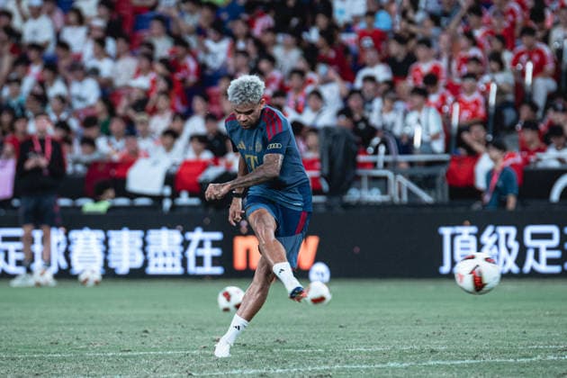 August 6, 2026, Hong Kong, China: Luis Diaz of FC Bayern Munich in action during Audi Football Summit 2026 FC Bayern Munich open training at Kai Tak Stadium in Hong Kong on August 6, 2026. Hong Kong China - ZUMAn333 20260806_znp_n333_108 Copyright: xKaxLokxNgx