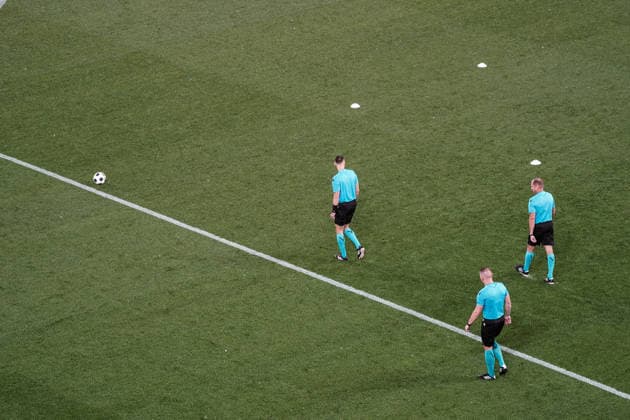 Soccer Austria UEFA Conference League Qualifiers 2026–2027, Round 3, August 6, 2026, FC Red Bull Salzburg (Austria) vs. Pafos FC (Cyprus) at Red Bull Arena, Wals-Siezenheim, Austria. The match was interrupted at Red Bull Arena due to rain and a thunderstorm. Referee Damian Sylwestrzak and his team are assessing the playing conditions. Copyright: xLUKAxKOLANOVICx
