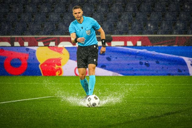Soccer Austria UEFA Europa League Qualifying 2026–2027, Round 3, August 6, 2026, FC Red Bull Salzburg (RB), Austria vs. Pafos FC, Cyprus, Red Bull Arena, Wals-Siezenheim, Austria; possible game cancellation due to rain, storm, or thunderstorm warning; Damian Sylwestrzak conducting the final venue check Copyright: xLukasxBierederx