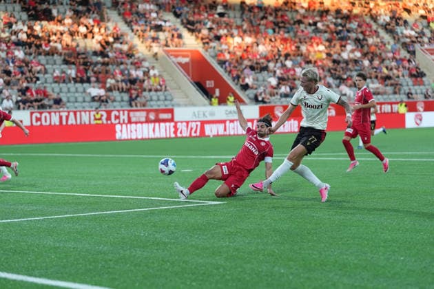 Thun, Switzerland - August 06: Stigur Thordarson (77 Vikingur R.) scores, but no goal after VAR during the UEFA Europa League Qualification match between FC Thun and Vikingur Reykjavik at VISANA Stadion on August 06, 2026 in Thun, Switzerland. Copyright: xKjetilxWaberx xSPPx Sportspressphoto_SPR201540