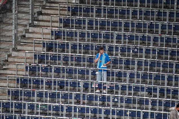 Soccer Austria UEFA Europa League Qualifiers 2026–2027, Round 3, August 6, 2026, FC Red Bull Salzburg (Austria) vs. Pafos FC (Cyprus), Red Bull Arena, Wals-Siezenheim, Austria; Pafos fan on the phone Copyright: xLUKAxKOLANOVICx