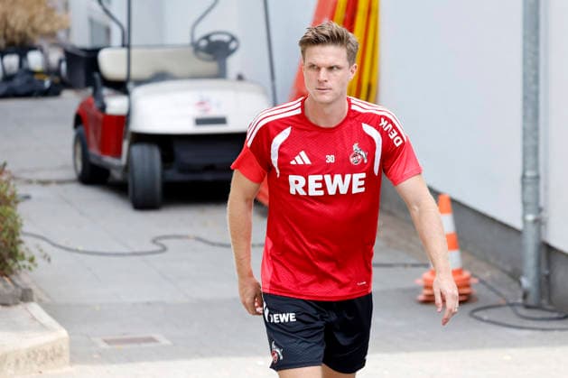 Soccer player Marius Bülter Sturm at 1 FC Köln s public training session at Geißbockheim in Cologne, August 6, 2026. DFL and DFB regulations prohibit any use of photographs as image sequences and or quasi-video. NRW, Germany Copyright: xChristophxHardtx