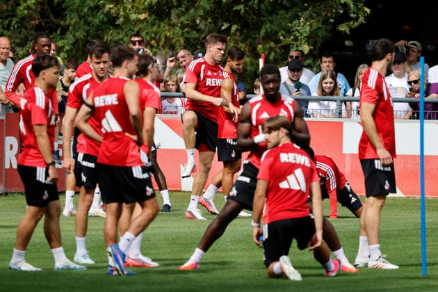 The roster of the men s first team at 1 FC Köln s public training session at Geißbockheim in Cologne, August 6, 2026. DFL and DFB regulations prohibit any use of photographs as image sequences and or quasi-video. NRW, Germany Copyright: xChristophxHardtx