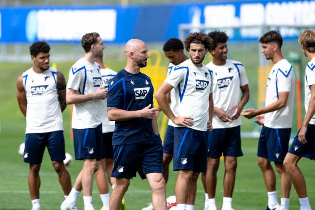 Christian Ilzer, TSG Hoffenheim, coach with his team, TSG Hoffenheim, soccer, training camp, preseason, 2026–2027 season, GER, August 6, 2026, Eibner Press Photo Andreas Ulmer TSG Hoffenheim, soccer, training camp, preseason, 2026–2027 season, GER, August 6, 2026, Copyright: xEibner-Pressefoto AndreasxUlmerx EP_AUR