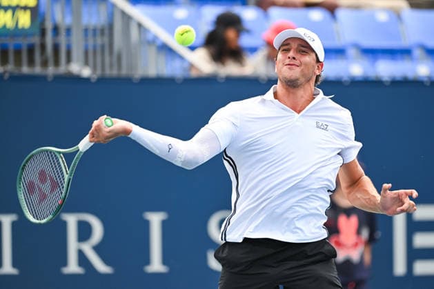 MONTREAL, QC - AUGUST 06: Luciano Darderi (ITA) returns the ball during a third round match at National Bank Open on August 06, 2026 at IGA Stadium in Montreal, QC (Photo by David Kirouac Icon Sportswire) TENNIS: AUG 06 National Bank Open EDITORIAL USE ONLY Icon26080601626