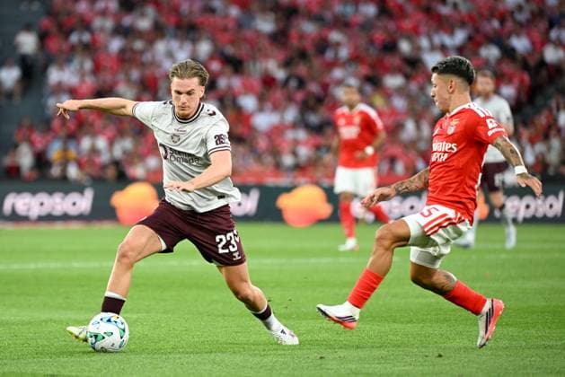 Jordi Altena of Heart of Midlothian Benfica v Hearts, UEFA Europa League, 3rd Qualifying Round, Football, Estadio da Luz, Lisbon, Portugal - 06 Aug 2026Lisbon Estadio da Luz Scotland Portugal  Copyright: xZedxJameson Shutterstockx 17050166ba
