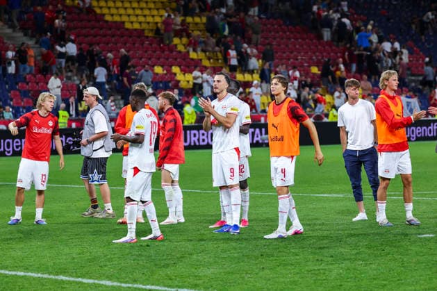 SOCCER - UEFA EL, RBS vs Pafos SALZBURG,AUSTRIA,06.AUG.26 - SOCCER - UEFA Europa League, qualification, Red Bull Salzburg vs Pafos FC. Image shows the celebration of RBS.  GEPAxpictures xDavidxGeieregger