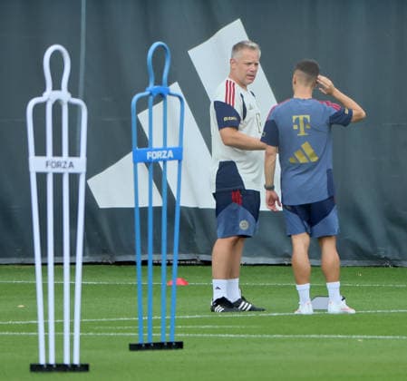 August 6, 2026, FC Bayern Munich Training, Soccer, Sports, Pictured: Benjamin Sommer (FC Bayern Munich) and Bryan Zaragoza (FC Bayern Munich)