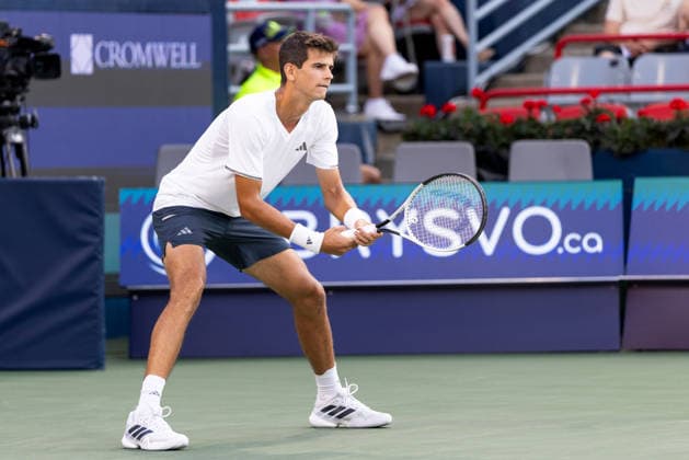 August 6, 2026, Montreal, Quebec, Canada: RAFAEL JODAR (20) from Spain waiting service in match against Lorenzo Musetti (11) from italia in third round at Canadian Open at IGA stadium in Montreal, Quebec, Canada on 2026-08-06 TENNIS: Canadian Open Montreal 2026  - ZUMAl189 20260806_zsp_l189_095 Copyright: xYannickxLegarex