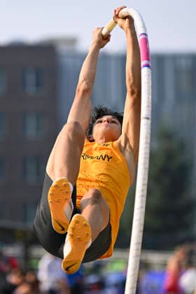 World Athletics U20 Championships Oregon 2026 EUGENE, UNITED STATES OF AMERICA AUGUST 7, 2026 Ben Silas Kribelbauer (GER) competes in the pole vault during the World Athletics U20 Championships Oregon 2026 at Hayward Field on August 7, 2026, in Eugene, United States of America Copyright: xBEAUTIFULxSPORTS DecaxText&Bildx