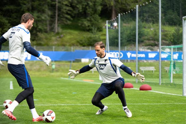Goalkeeper training: Oliver Baumann, TSG Hoffenheim, 01 (right), with his partner Luca Philipp, TSG Hoffenheim, 37; TSG Hoffenheim, soccer, training camp, preseason, 2026–2027 season, GER, August 6, 2026, Eibner Press Photo by Andreas Ulmer, TSG Hoffenheim, soccer, training camp, preseason, 2026–2027 season, GER, August 6, 2026, Copyright: xEibner-Pressefoto AndreasxUlmerx EP_AUR