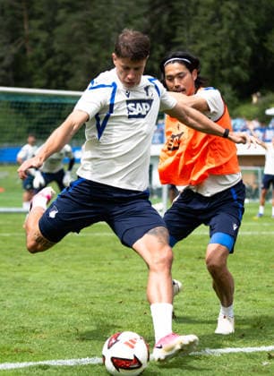 Adam Hlozek, TSG Hoffenheim, 10, taking a shot against Koki Machida, TSG Hoffenheim, 28; TSG Hoffenheim, soccer, training camp, preseason, 2026–2027 season, GER, August 6, 2026, Eibner Press Photo Andreas Ulmer TSG Hoffenheim, soccer, training camp, preseason, 2026–2027 season, GER, August 6, 2026, Copyright: xEibner-Pressefoto AndreasxUlmerx EP_AUR