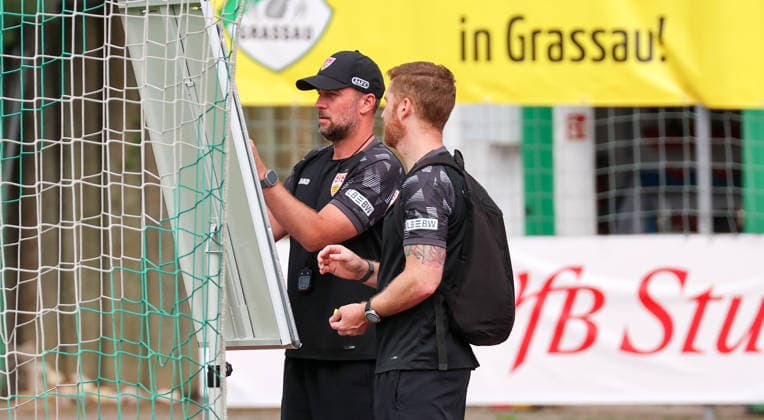 August 7, 2026, Germany, Grassau, Bundesliga, 2026–2027 season, VfB Stuttgart training camp, VfB coach Sebastian Hoeneß at the whiteboard, Marcus Fregin on the right