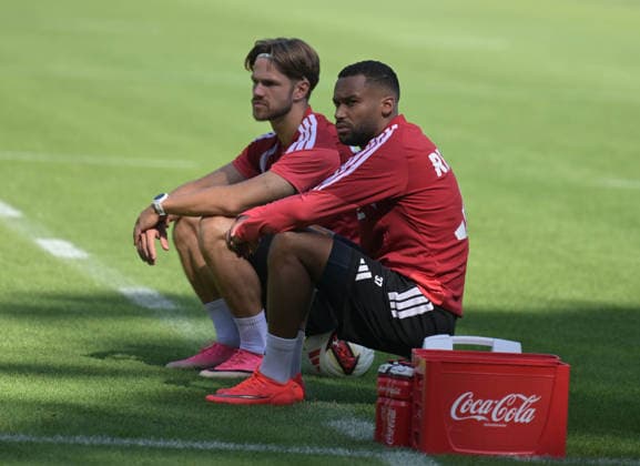 August 7, 2026, xophax, Soccer, Bundesliga 1, 1. FC Köln Training on Field 1 at the Geissbockheim: The pros train ahead of the evening match against Real San Sebastian. Jan Thielmann (left) and Linton Maina (right), both of 1. FC Köln, Kitzbühel