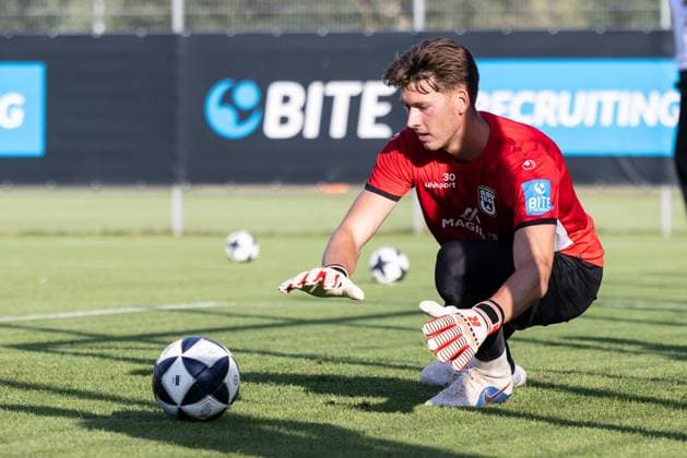 Final practice for SSV Ulm 1846 Soccer ahead of their first league game in Stuttgart, Soccer, Training, Ulm Training Field, August 6, 2026, Robin Mantel, SSV Ulm 1846 Soccer, 30 Final Training Session for SSV Ulm 1846 Soccer Ahead of Their First League Match in Stuttgart, Soccer, Training, Ulm Training Field, August 26, 2006, Photo by Lucca Fundel, Ulm Training Field, Baden-Württemberg, Germany