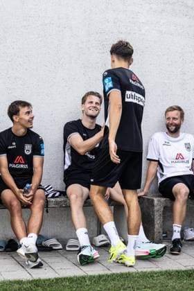 Final training session for SSV Ulm 1846 Soccer ahead of their first league match in Stuttgart, Soccer, Training, Ulm Training Field, August 6, 2026, from left: Christopher Negele, SSV Ulm 1846 Soccer, 19, Tim Schmidt, SSV Ulm 1846 Soccer, 27, Marco Gölz, SSV Ulm 1846 Soccer, 21, Martin Minks, SSV Ulm 1846 Soccer, Assistant Coach, final training session for SSV Ulm 1846 soccer ahead of the first league match in Stuttgart, soccer, training, Ulm training field, August 26, 2006. Photo by Lucca Fundel, Ulm training field, Baden-Württemberg, Germany