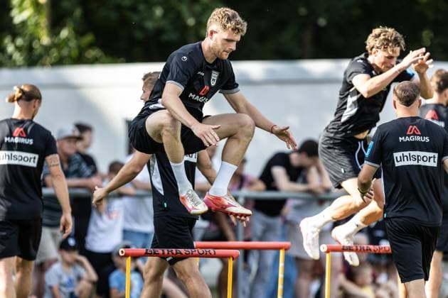 Final practice for SSV Ulm 1846 Soccer ahead of their first league game in Stuttgart, Soccer, Training, Ulm Training Field, August 6, 2026, Steffen Meuer, SSV Ulm 1846 Soccer, 18 Final Training Session for SSV Ulm 1846 Soccer Ahead of Their First League Match in Stuttgart, Soccer, Training, Ulm Training Field, August 26, 2006, Photo by Lucca Fundel, Ulm Training Field, Baden-Württemberg, Germany