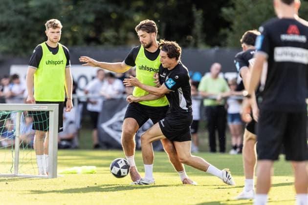 Final training session for SSV Ulm 1846 Soccer ahead of their first league game in Stuttgart, Soccer, Training, Ulm Training Field, June 8, 2026, from left: Daniel Hülsenbusch, SSV Ulm 1846 Soccer, 04, Felix Vater, SSV Ulm 1846 Soccer, 24 Final training session for SSV Ulm 1846 Soccer ahead of their first league match in Stuttgart, soccer, training, Ulm training field, August 26, 2006. Photo by Lucca Fundel, Ulm training field, Baden-Württemberg, Germany