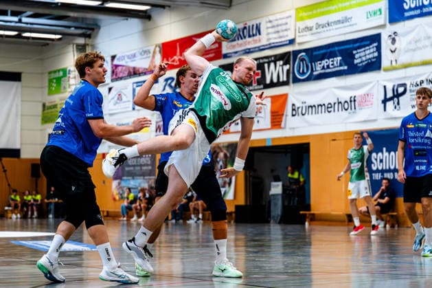 August 7, 2026, xdobgx, 2026 Heide Cup Handball Tournament, TSV Hannover Burgdorf vs. Mors Thy Handball; from left: Justus Fischer of TSV Hannover Burgdorf, taking a shot, in action, throwing
