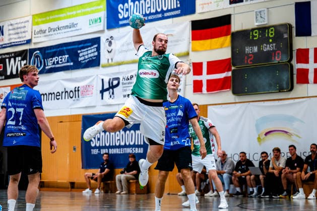 August 7, 2026, xdobgx, 2026 Heide Cup Handball Tournament, TSV Hannover Burgdorf vs. Mors Thy Handball; from left: Tim Zechel (TSV Hannover Burgdorf), taking a shot, in action, throwing