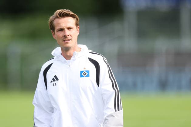 August 7, 2026, Soccer, Men s, Regionalliga Nord, Matchday 2, BSV Kickers Emden vs. Hamburger SV II, Coach Lukas Anderer, Hamburger SV II