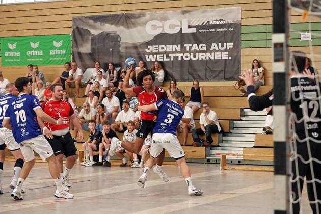 August 7, 2026, xovx, Lindencup Handball Tournament, TuS Holzheim vs. HSG Pohlheim: Joshua Hantl (HSG Pohlheim), Christoph Träger (HSG Pohlheim), Nils Wolfram (TuS Holzheim), Hannes Jemixe (TuS Holzheim), Torben Dönges (HSG Pohlheim), Joshua Laudt (HSG Pohlheim); Linden Stadthalle, Hesse, Germany, DE