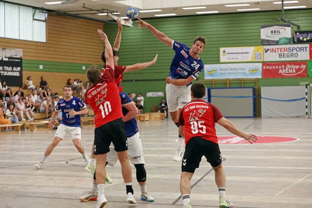 August 7, 2026, xovx, Lindencup Handball, TuS Holzheim vs. HSG Pohlheim: Leon Friedl (HSG Pohlheim), Simon Giebenhain (TuS Holzheim), Maxim Hölzer (TuS Holzheim), Jonathan Martenstein (HSG Pohlheim), Torben Weinandt (HSG Pohlheim), Max Schneider (TuS Holzheim); Linden Stadthalle, Hesse, Germany, DE