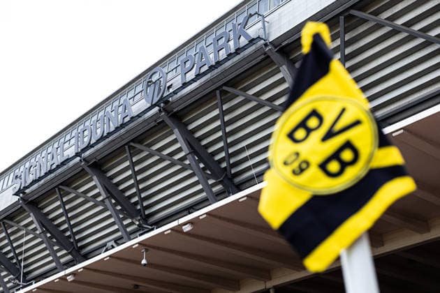 Regionalliga West: Borussia Dortmund II vs. 1. FC Köln II, August 7, 2026. Stock photo showing a corner flag with a view of the stadium interior before the game. The flag is out of focus; Signal Iduna Park is visible in the background. Regionalliga West: Borussia Dortmund II vs. 1. FC Köln II, Rote Erde, Dortmund, August 7, 2026. DFB regulations prohibit any use of photographs as image sequences and or quasi-video Copyright: xBEAUTIFULxSPORTS Buriakovx