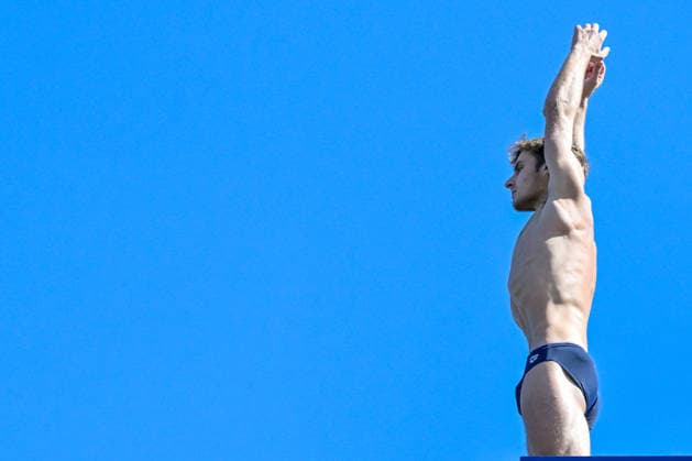 Andrea Barnaba of Italy competes in the high diving 20m Round 1-2 Men during the European Aquatics Championships at the River Seine in Paris (France), August 7, 2026. Giorgio Scala DBM - Deepbluemedia Insidefoto