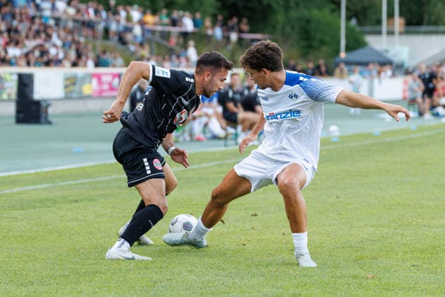 Furkan Kircicek, 19, of TSV Landsberg, and Jordi Wegmann, 19, of FV Illertissen 1921, during the match between TSV Landsberg and FV Illertissen 1921, soccer, men’s, Bavarian Regional League, 2026–2027, Matchday 3 on August 7, 2026, in Landsberg am Lech, Sportpark, Bavaria, Germany