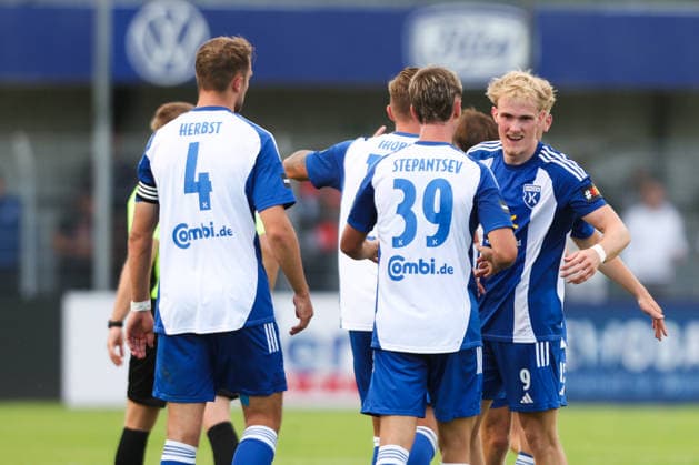 August 7, 2026, Soccer, Men s, Regionalliga Nord, Matchday 2, BSV Kickers Emden vs. Hamburger SV II – Celebration of the 2–0 goal by Theo Schröder (No. 9, BSV Kickers Emden)