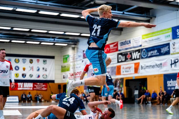August 7, 2026, xdobgx, 2026 Heide Cup Handball Tournament, HSV Hamburg HOJ Elite vs. Frederik Bo Andersen Handball Sport Verein Hamburg, No. 21 taking a shot, in action, shooting at Schneverdingen