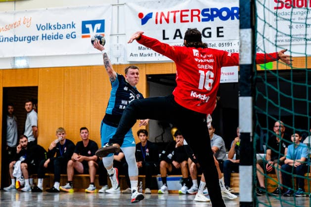 August 7, 2026, xdobgx, 2026 Heide Cup Handball Tournament, HSV Hamburg HOJ Elite vs. Noah Beyer Handball Sport Verein Hamburg, No. 22 taking a shot, in action, throwing, Jannick Green HOJ Elite, No. 16 Schneverdingen