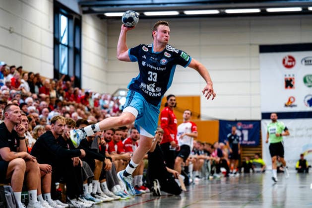 August 7, 2026, xdobgx, 2026 Heide Cup Handball Tournament, HSV Hamburg HOJ Elite vs. Moritz Sauter Handball Sport Verein Hamburg, No. 33 taking a shot, in action, shooting at Schneverdingen